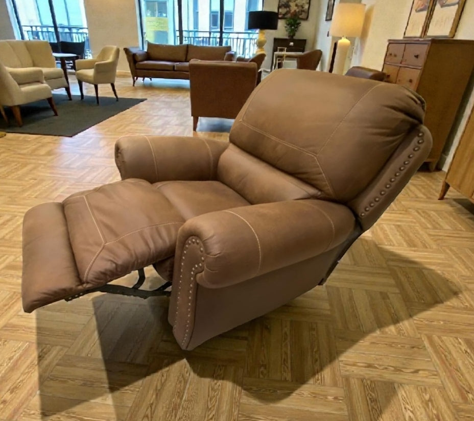 Lazy Boy Recliner Chair new classic – كرسي استرخاء ميكانيزم مستورد نيو كلاسيك 319 - 3 جلد مقلوب