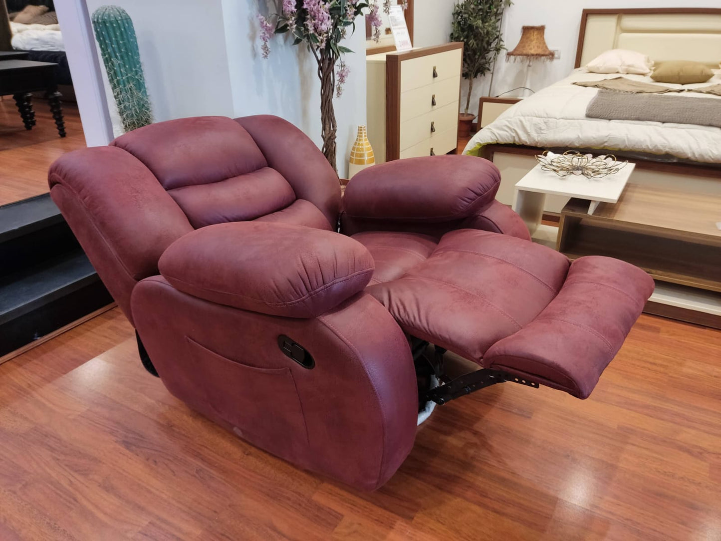 Lazy Boy Recliner Chair – كرسي استرخاء ميكانيزم مستورد H1 dark red